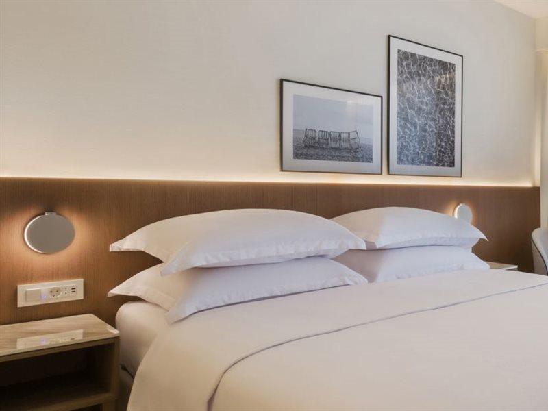 Bluesun Maestral 4*